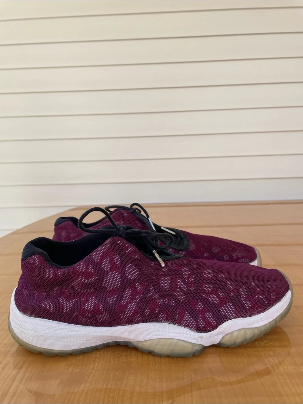 Air Jordan Men’s Future Low Bordeaux Camo Sneakers Size 10.5 Basketball NBA